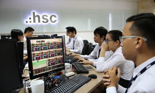 Chứng khoán HSC vay tín chấp 104 triệu USD từ 12 định chế tài chính